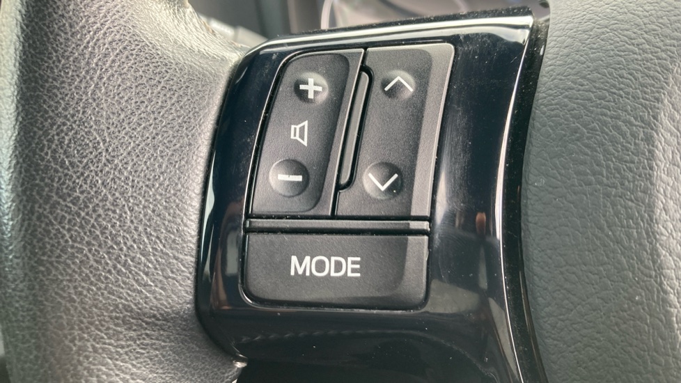 Toyota Yaris 1.5 Hybrid Excel TSS 5dr CVT Hybrid Hatchback - Image 36