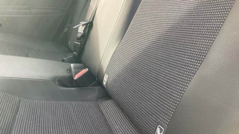 Toyota Yaris 1.5 Hybrid Excel TSS 5dr CVT Hybrid Hatchback - Image 37