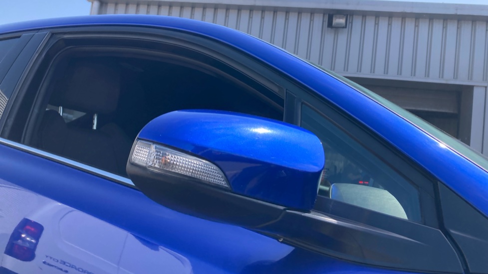 Toyota C-HR 1.8 Hybrid Design 5dr CVT Hybrid Hatchback - Image 47