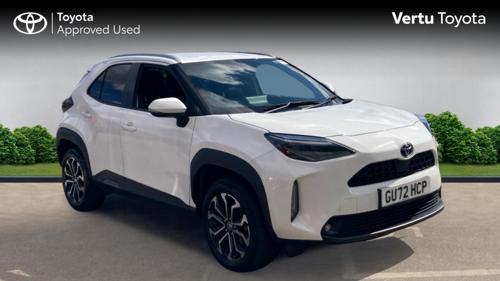 Toyota Yaris Cross 1.5 Hybrid Design 5dr CVT Hybrid Estate - Image 1