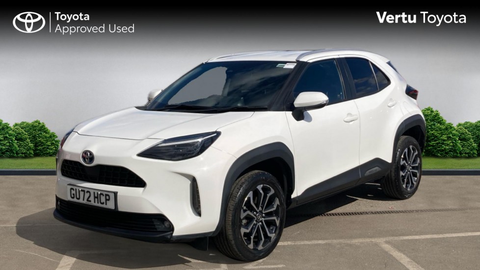 Toyota Yaris Cross 1.5 Hybrid Design 5dr CVT Hybrid Estate - Image 3