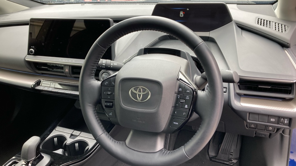 Toyota Prius 2.0 PHEV Design 5dr CVT Hatchback - Image 7