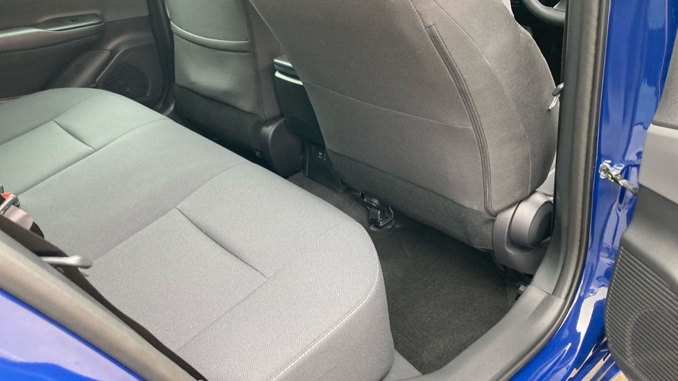 Toyota Prius 2.0 PHEV Design 5dr CVT Hatchback - Image 8