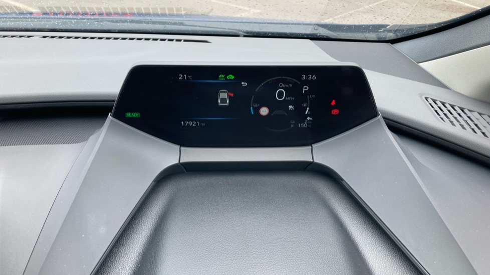 Toyota Prius 2.0 PHEV Design 5dr CVT Hatchback - Image 11