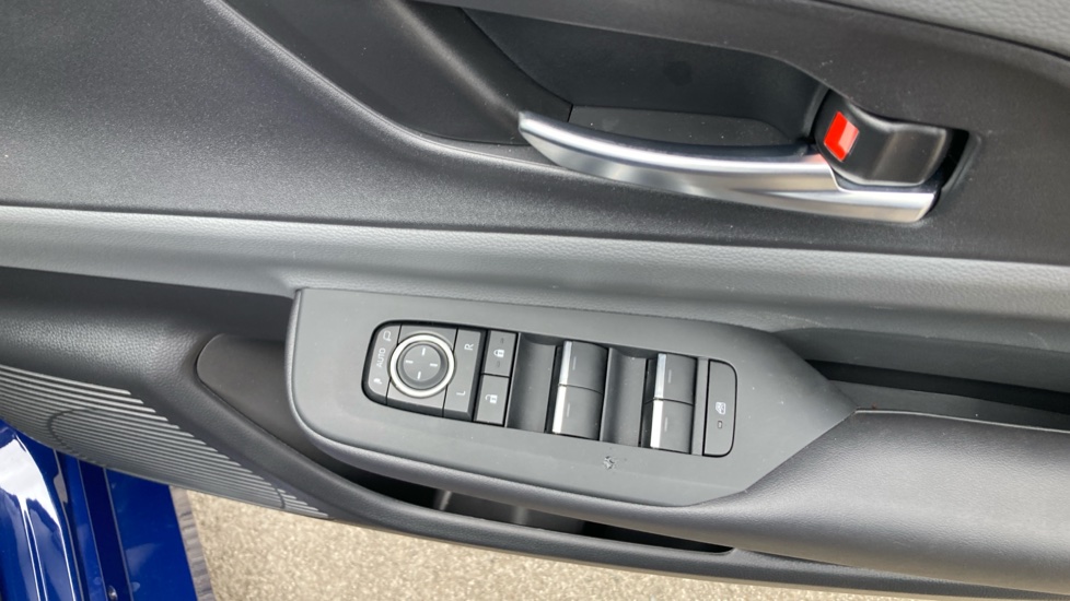Toyota Prius 2.0 PHEV Design 5dr CVT Hatchback - Image 32
