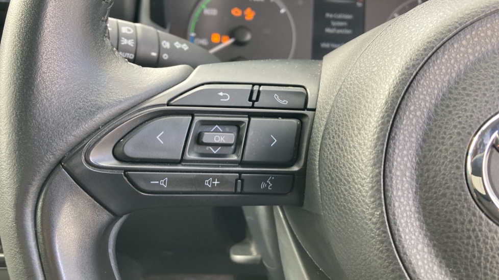 Toyota Yaris 1.5 Hybrid Icon 5dr CVT Hybrid Hatchback - Image 36