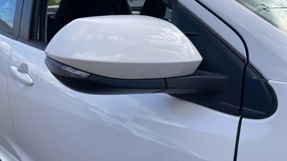 Toyota Yaris 1.5 Hybrid Icon 5dr CVT Hybrid Hatchback - Image 43