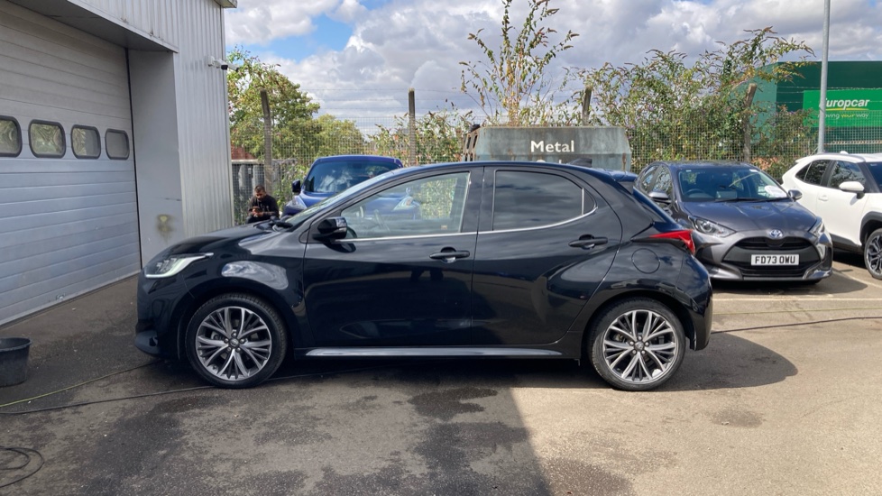 Toyota Yaris 1.5 Hybrid Excel 5dr CVT Hybrid Hatchback - Image 24