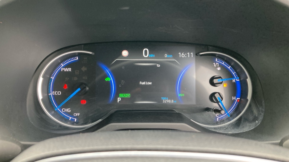 Toyota RAV4 2.5 VVT-i Hybrid Excel 5dr CVT 2WD Hybrid Estate - Image 11