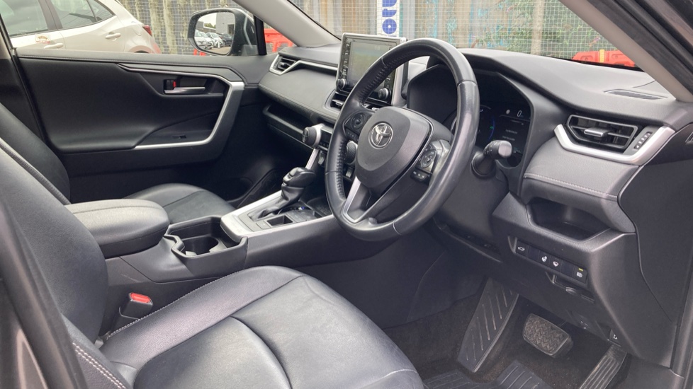 Toyota RAV4 2.5 VVT-i Hybrid Excel 5dr CVT 2WD Hybrid Estate - Image 12
