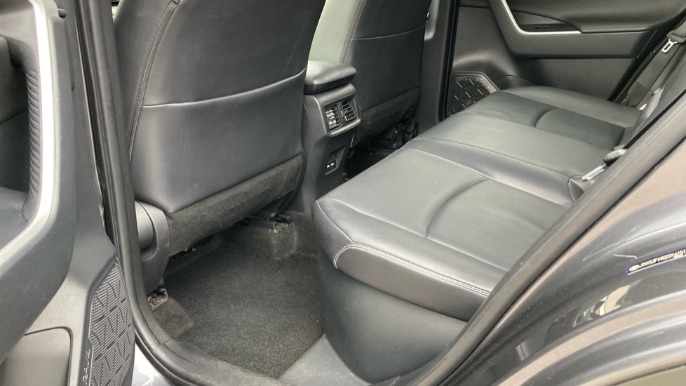 Toyota RAV4 2.5 VVT-i Hybrid Excel 5dr CVT 2WD Hybrid Estate - Image 15