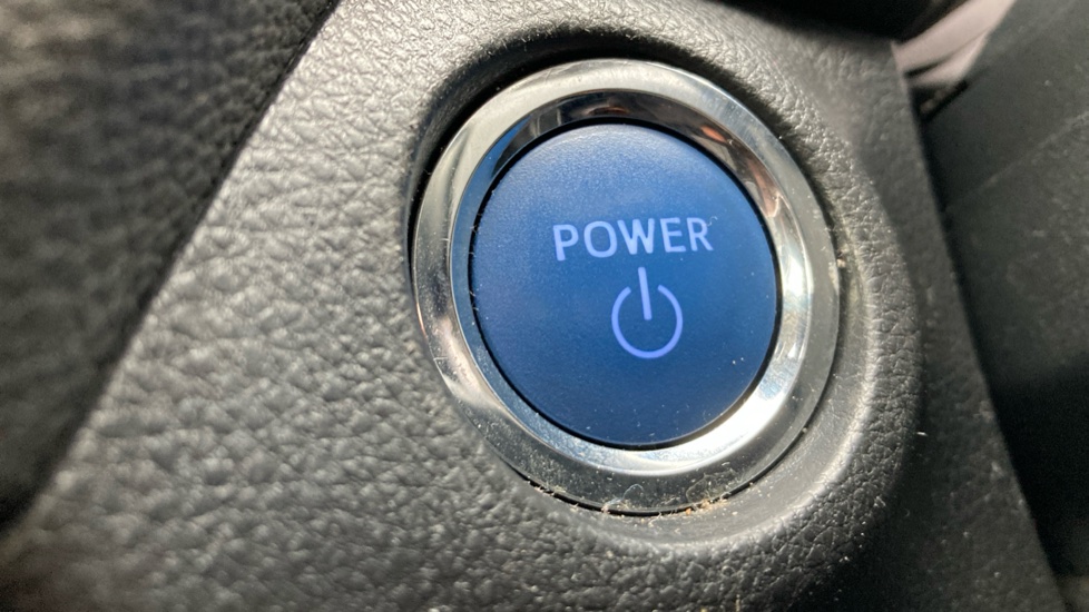 Toyota RAV4 2.5 VVT-i Hybrid Excel 5dr CVT 2WD Hybrid Estate - Image 16