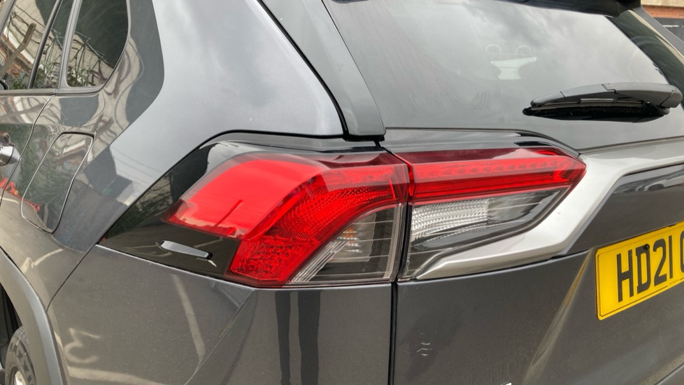 Toyota RAV4 2.5 VVT-i Hybrid Excel 5dr CVT 2WD Hybrid Estate - Image 21