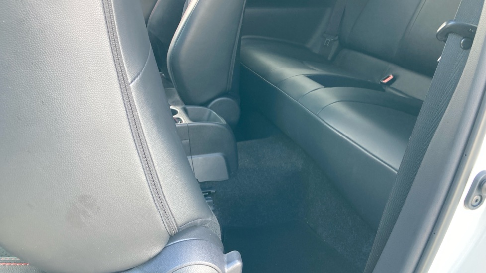 Toyota GR Yaris 1.6 3dr AWD [Circuit Pack] Petrol Hatchback - Image 15
