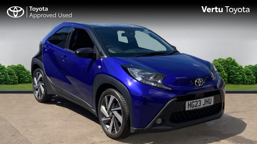 Toyota Aygo X 1.0 VVT-i Edge 5dr Petrol Hatchback - Image 1