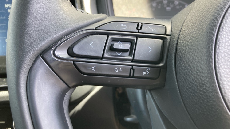 Toyota Aygo X 1.0 VVT-i Edge 5dr Petrol Hatchback - Image 37
