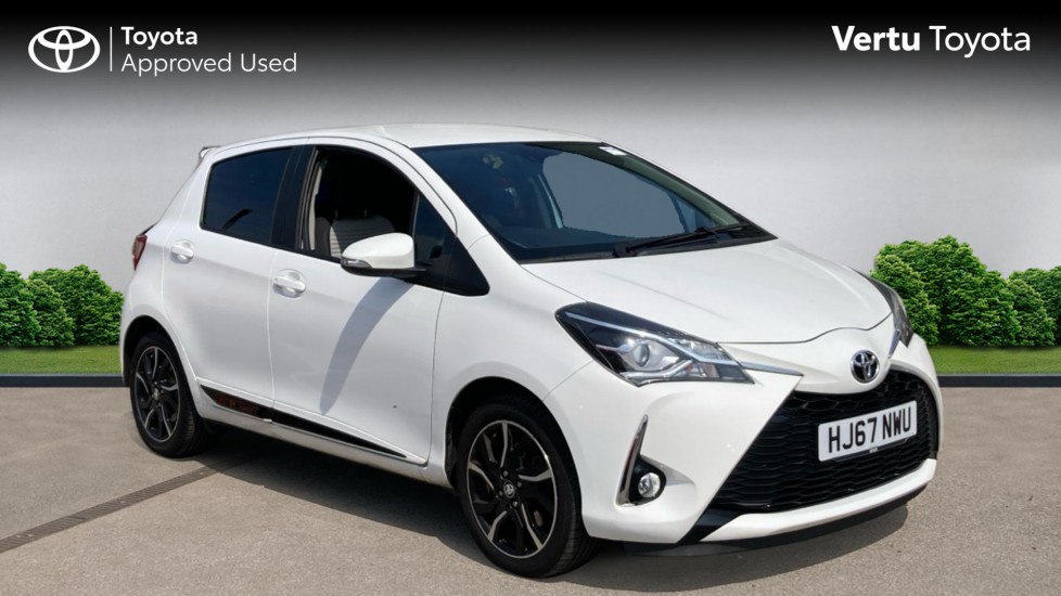 Toyota Yaris 1.5 VVT-i Design 5dr Petrol Hatchback - Image 1