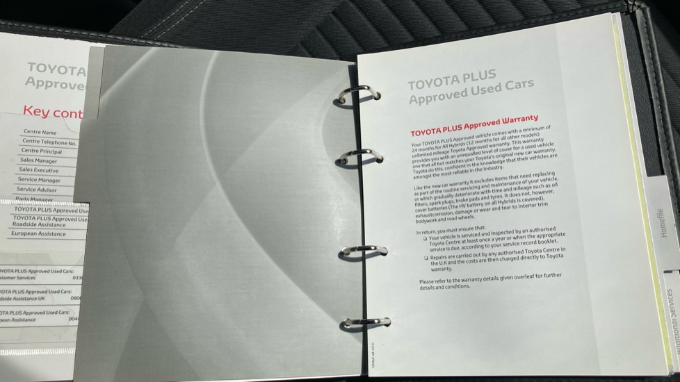 Toyota Yaris 1.5 VVT-i Design 5dr Petrol Hatchback - Image 27