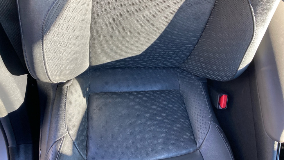 Toyota C-HR 2.0 Hybrid Excel 5dr CVT Hybrid Hatchback - Image 14