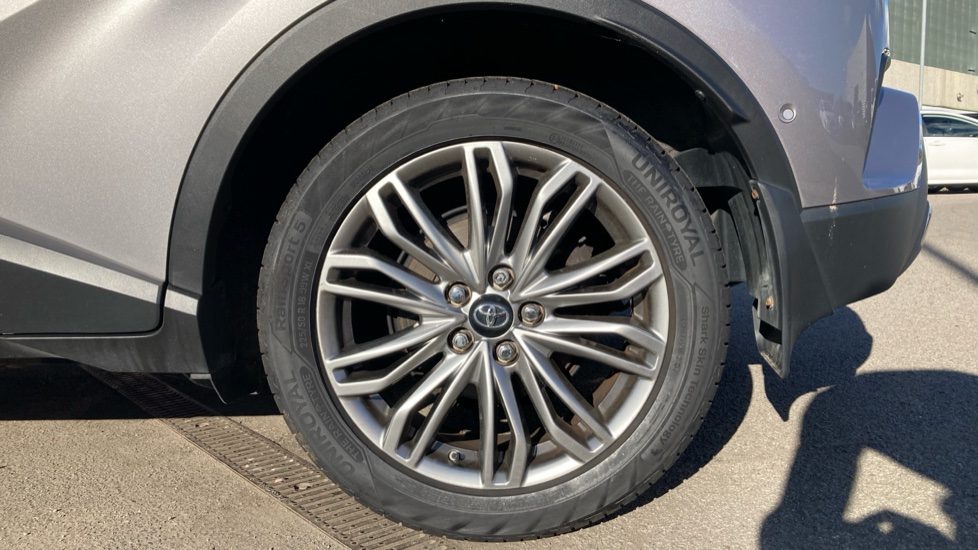 Toyota C-HR 2.0 Hybrid Excel 5dr CVT Hybrid Hatchback - Image 25