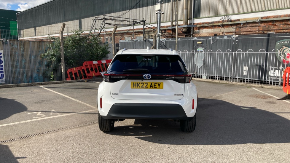 Toyota Yaris Cross 1.5 Hybrid Design 5dr CVT Hybrid Estate - Image 26