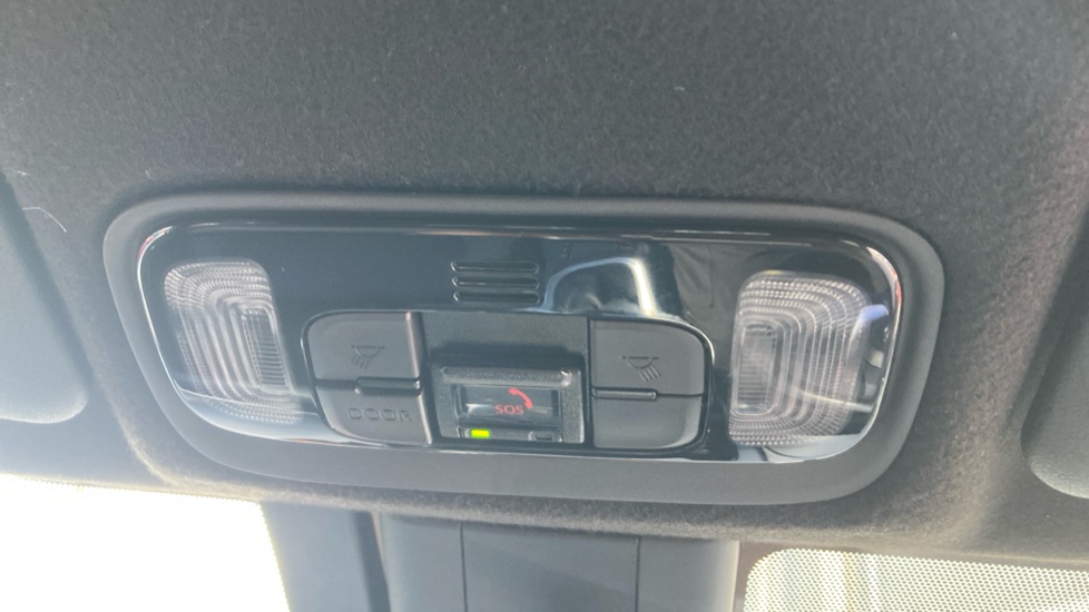Toyota Yaris Cross 1.5 Hybrid Design 5dr CVT Hybrid Estate - Image 29
