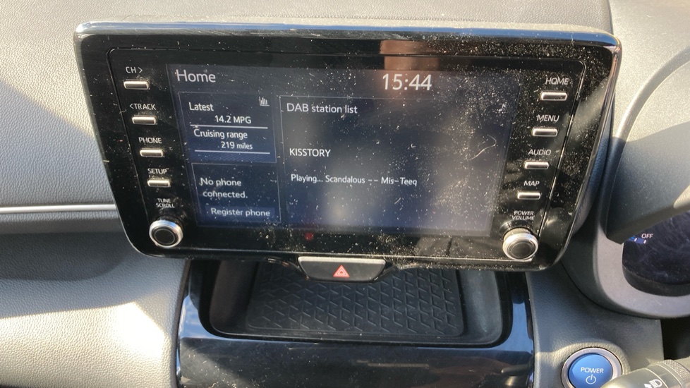 Toyota Yaris Cross 1.5 Hybrid Design 5dr CVT Hybrid Estate - Image 36