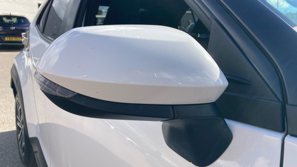 Toyota Yaris Cross 1.5 Hybrid Design 5dr CVT Hybrid Estate - Image 49