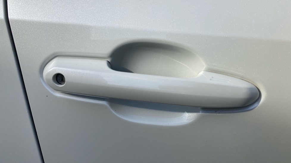 Toyota RAV4 2.5 VVT-i Hybrid Dynamic 5dr CVT Hybrid Estate - Image 51
