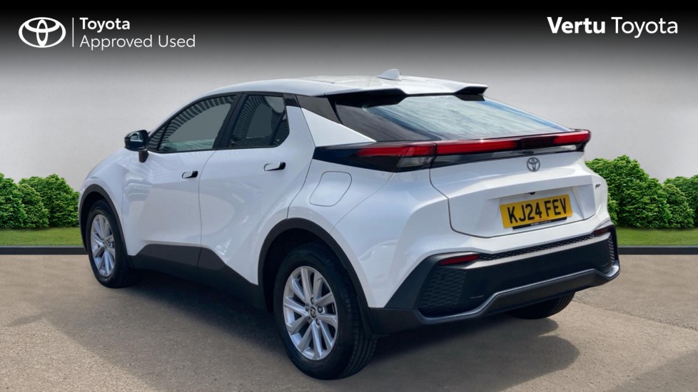 Toyota C-HR 1.8 Hybrid Icon 5dr CVT Hybrid Hatchback - Image 4