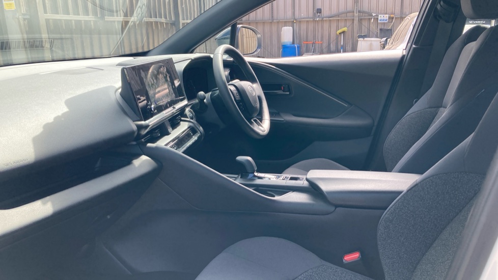 Toyota C-HR 1.8 Hybrid Icon 5dr CVT Hybrid Hatchback - Image 5