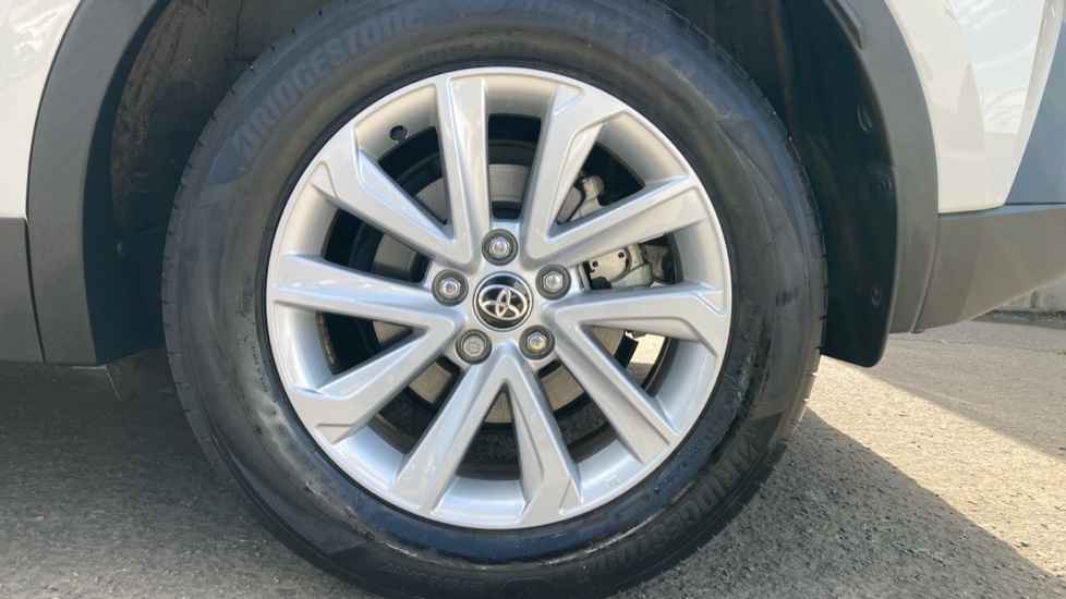 Toyota C-HR 1.8 Hybrid Icon 5dr CVT Hybrid Hatchback - Image 25