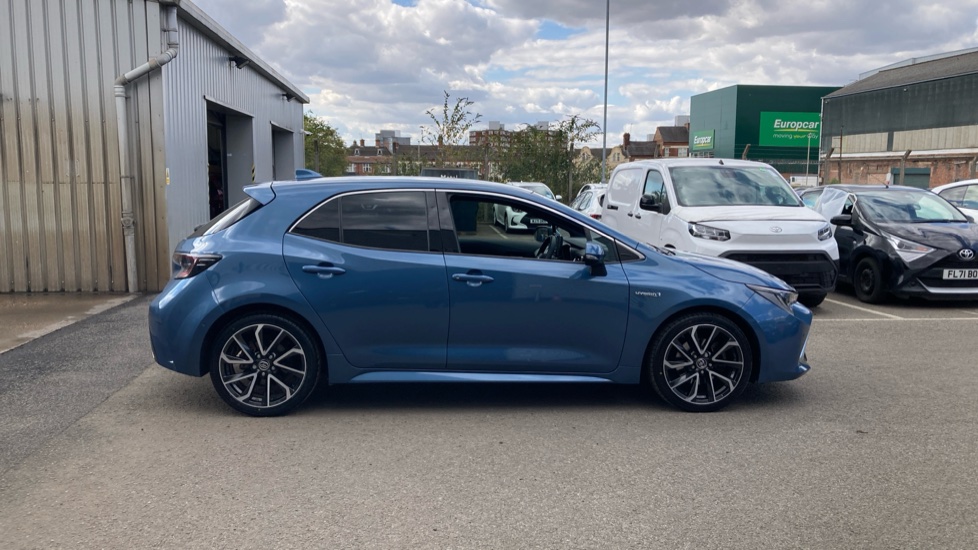Toyota Corolla 2.0 VVT-i Hybrid Excel 5dr CVT Hybrid Hatchback - Image 23