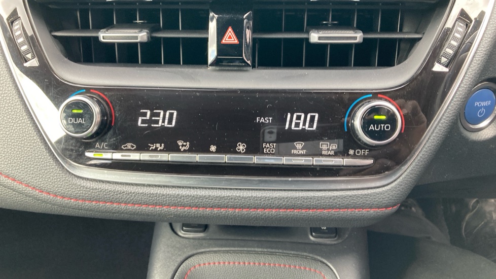 Toyota Corolla 2.0 VVT-i Hybrid Excel 5dr CVT Hybrid Hatchback - Image 33
