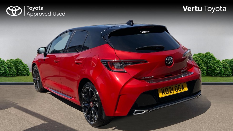 Toyota Corolla 1.8 VVT-i Hybrid GR Sport 5dr CVT Hybrid Hatchback - Image 4