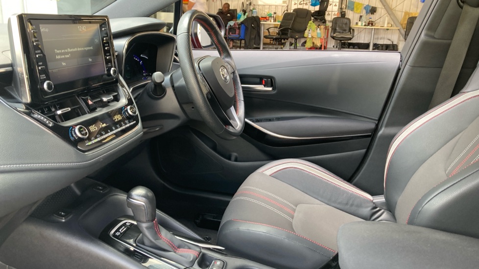 Toyota Corolla 1.8 VVT-i Hybrid GR Sport 5dr CVT Hybrid Hatchback - Image 5
