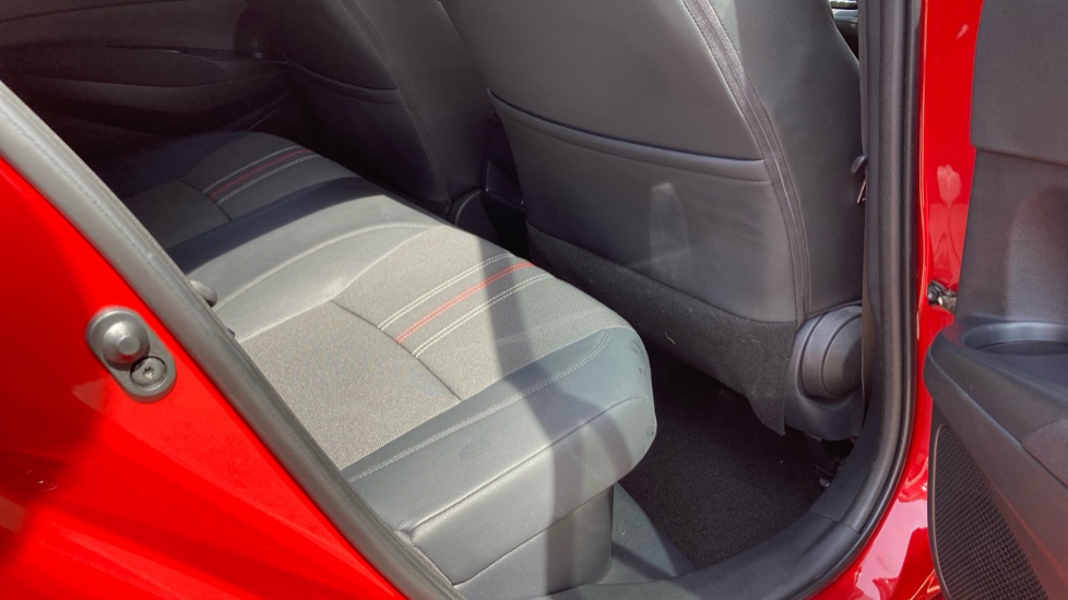 Toyota Corolla 1.8 VVT-i Hybrid GR Sport 5dr CVT Hybrid Hatchback - Image 8