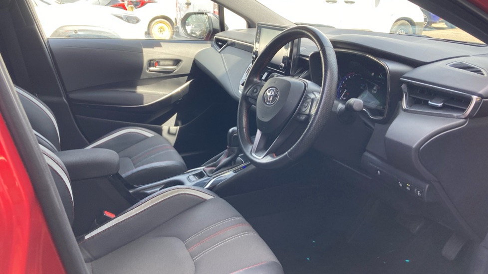 Toyota Corolla 1.8 VVT-i Hybrid GR Sport 5dr CVT Hybrid Hatchback - Image 12