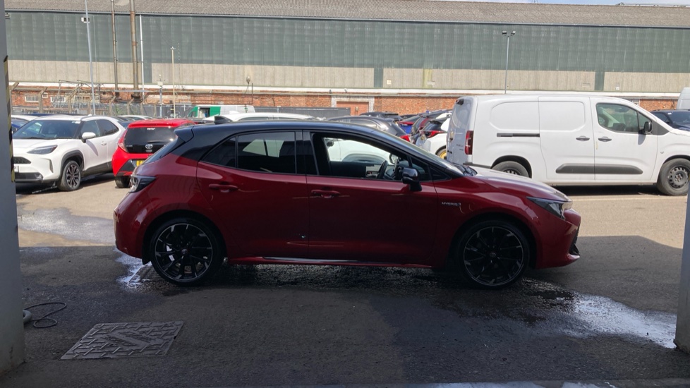 Toyota Corolla 1.8 VVT-i Hybrid GR Sport 5dr CVT Hybrid Hatchback - Image 23