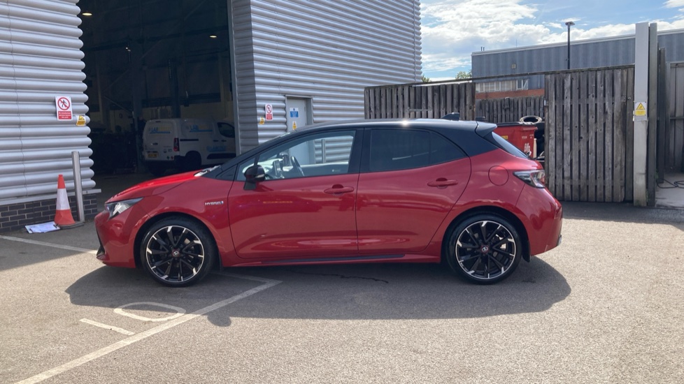 Toyota Corolla 1.8 VVT-i Hybrid GR Sport 5dr CVT Hybrid Hatchback - Image 24