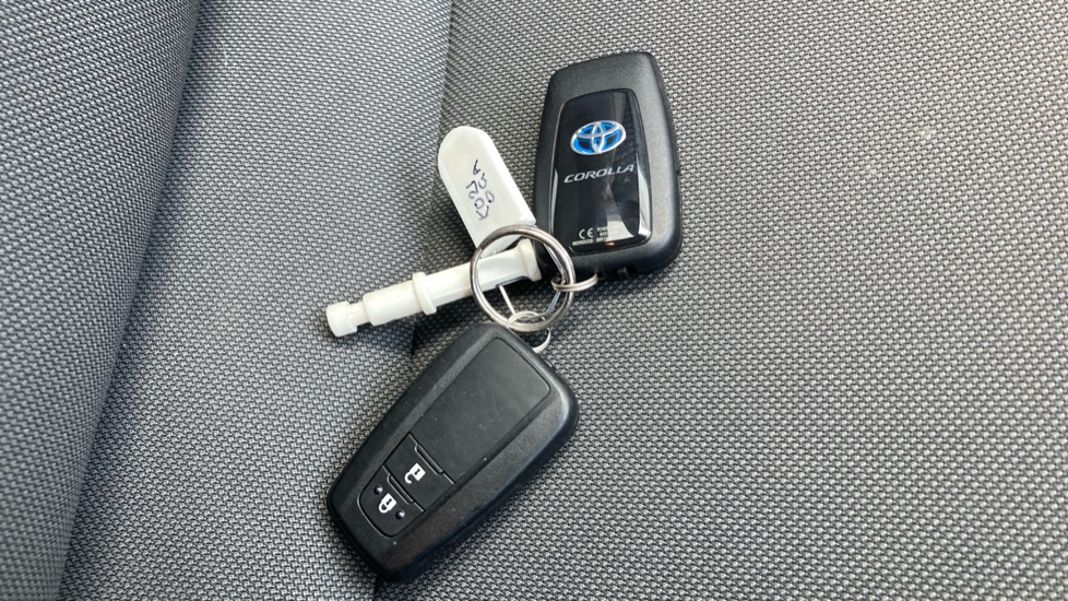 Toyota Corolla 1.8 VVT-i Hybrid GR Sport 5dr CVT Hybrid Hatchback - Image 28