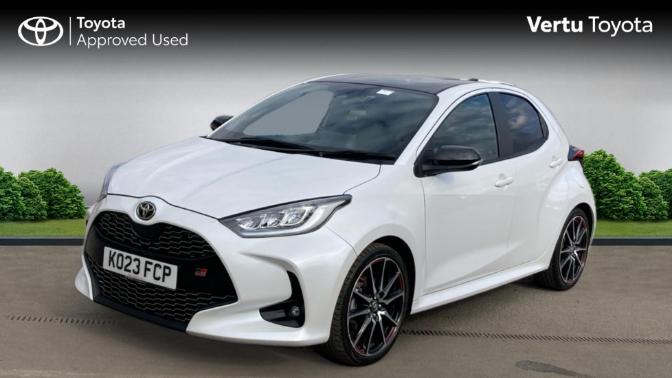Toyota Yaris 1.5 Hybrid GR Sport 5dr CVT Hybrid Hatchback - Image 3