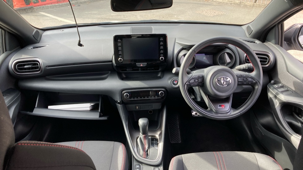 Toyota Yaris 1.5 Hybrid GR Sport 5dr CVT Hybrid Hatchback - Image 6