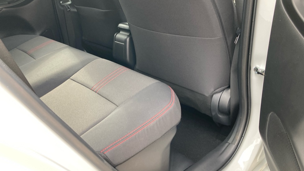 Toyota Yaris 1.5 Hybrid GR Sport 5dr CVT Hybrid Hatchback - Image 8