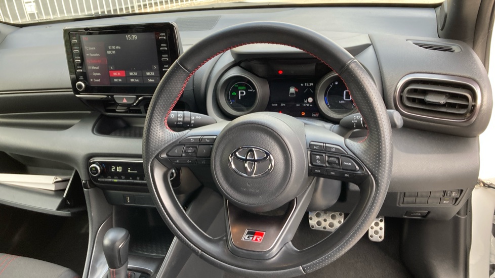 Toyota Yaris 1.5 Hybrid GR Sport 5dr CVT Hybrid Hatchback - Image 10