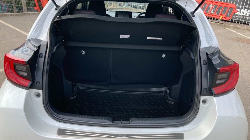 Toyota Yaris 1.5 Hybrid GR Sport 5dr CVT Hybrid Hatchback - Image 13