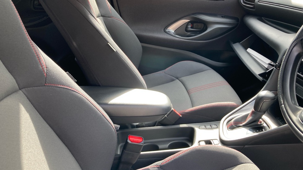 Toyota Yaris 1.5 Hybrid GR Sport 5dr CVT Hybrid Hatchback - Image 18