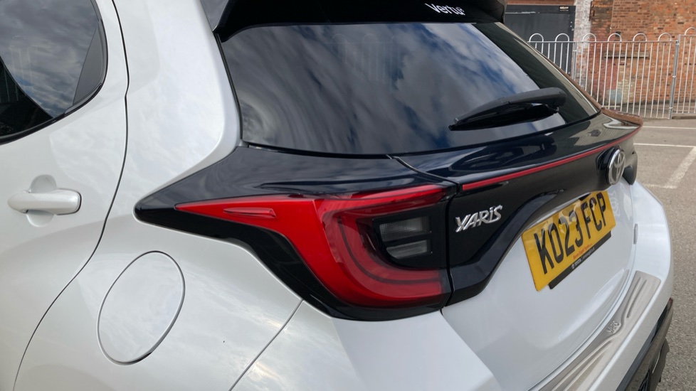 Toyota Yaris 1.5 Hybrid GR Sport 5dr CVT Hybrid Hatchback - Image 21