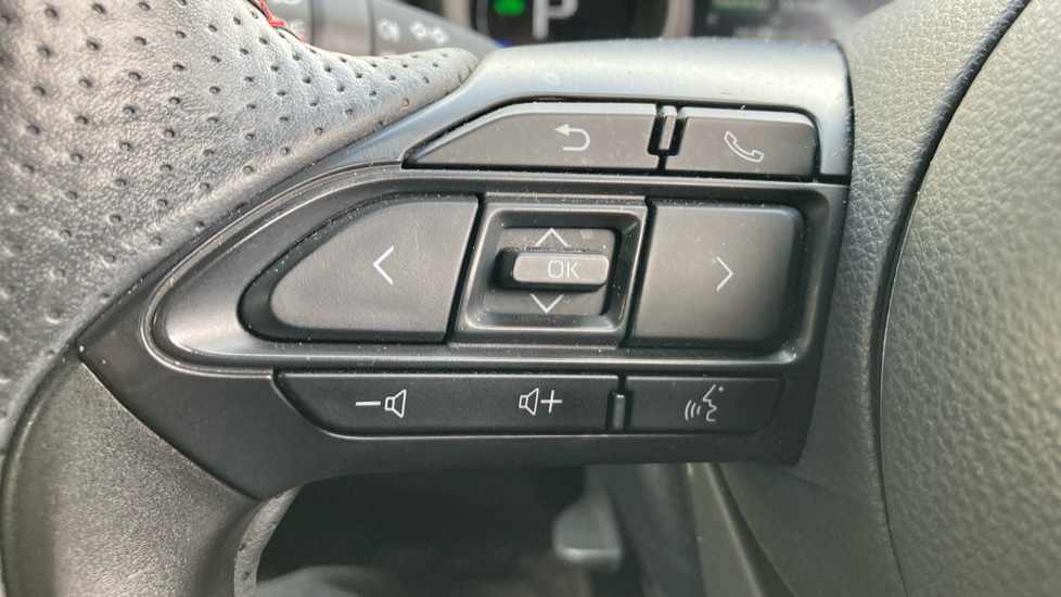 Toyota Yaris 1.5 Hybrid GR Sport 5dr CVT Hybrid Hatchback - Image 39
