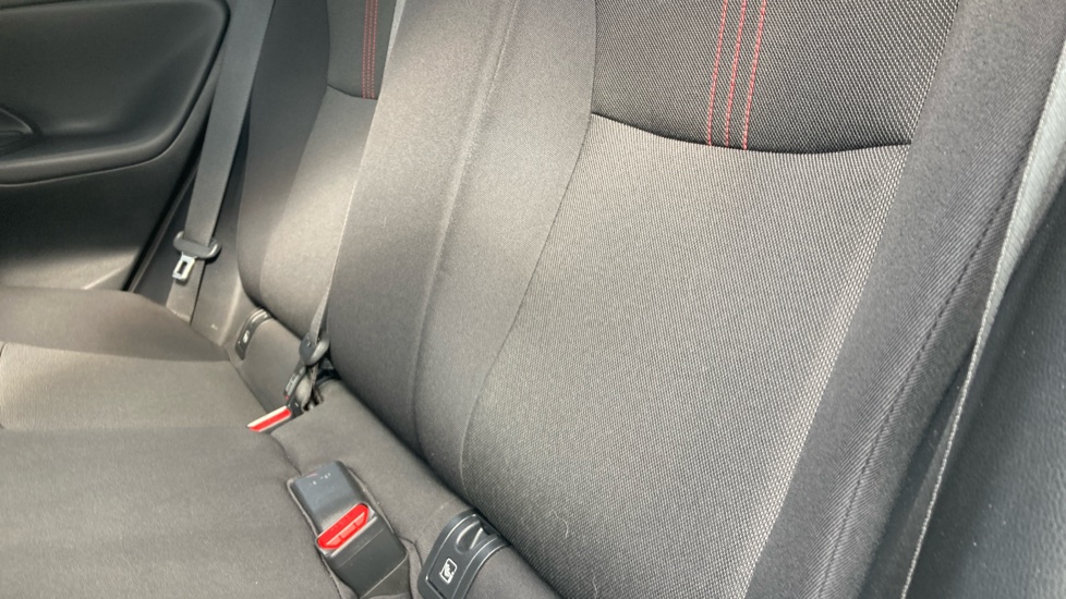 Toyota Yaris 1.5 Hybrid GR Sport 5dr CVT Hybrid Hatchback - Image 40